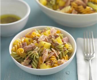 Ensalada de pasta con atún