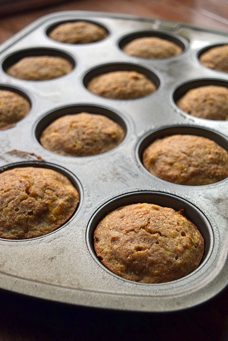 Muffins de leche de coco, banano y mandarina (clementinas)
