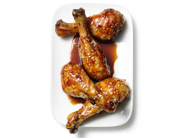 Chicken drumsticks with apple and honey